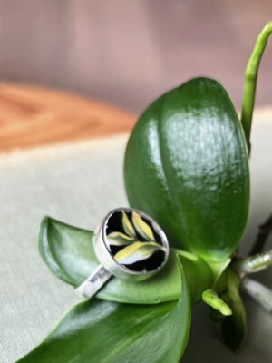 Botanische ring zilver/keramiek