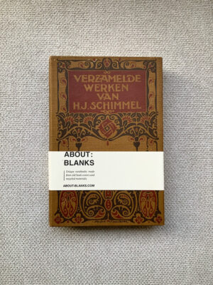 About Blanks │ Notitie- & Schetsboek van Vintage Boekkaft - Stempel print