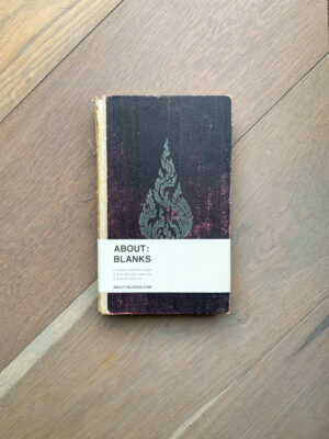 About Blanks │ Notitie- & Schetsboek van Vintage Boekkaft - MAHATMA