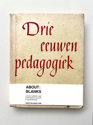 About Blanks │ Notitie- & Schetsboek van Vintage Boekkaft - Papier wit